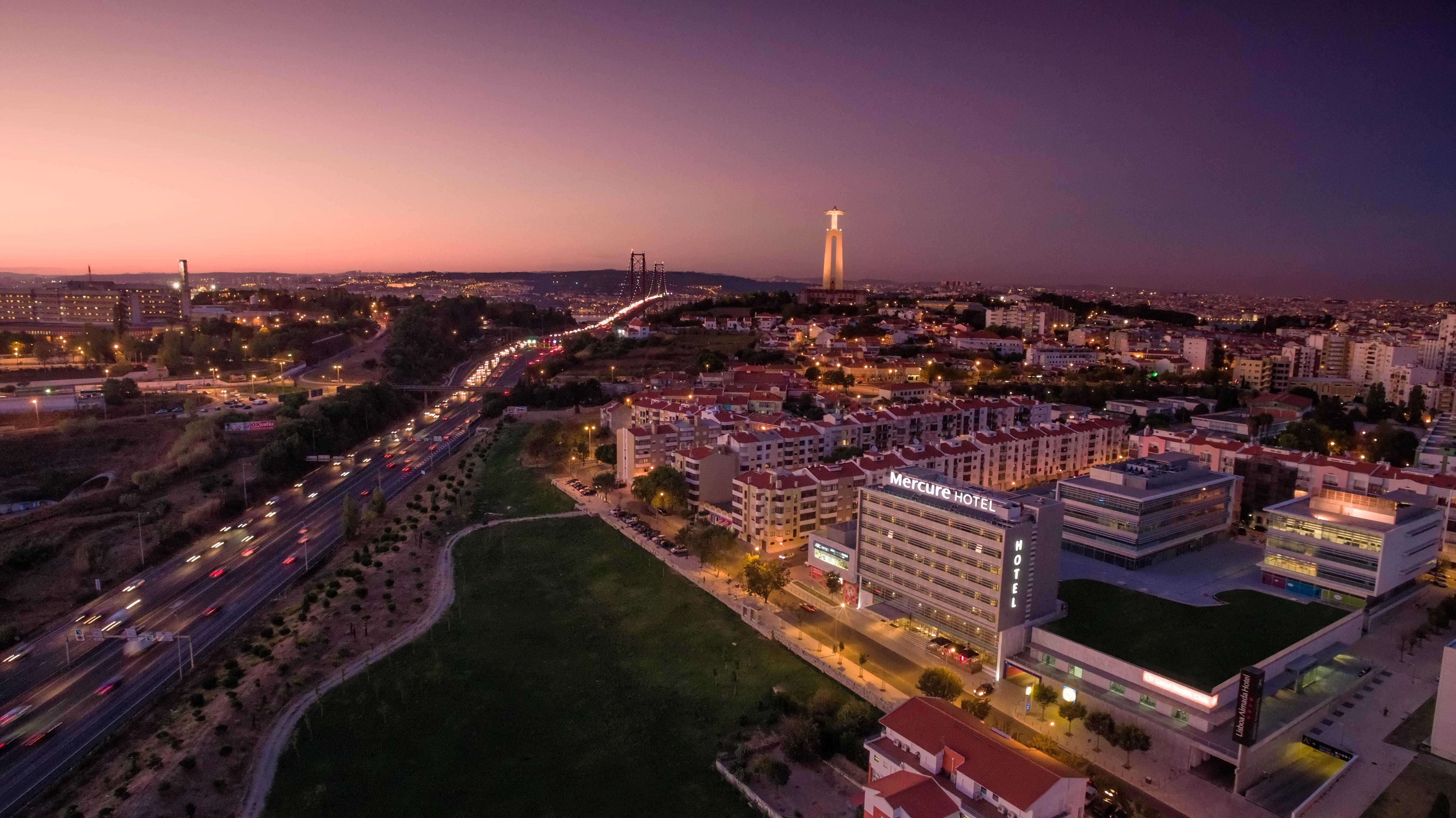 Mercure Lisboa Almada Exterior photo