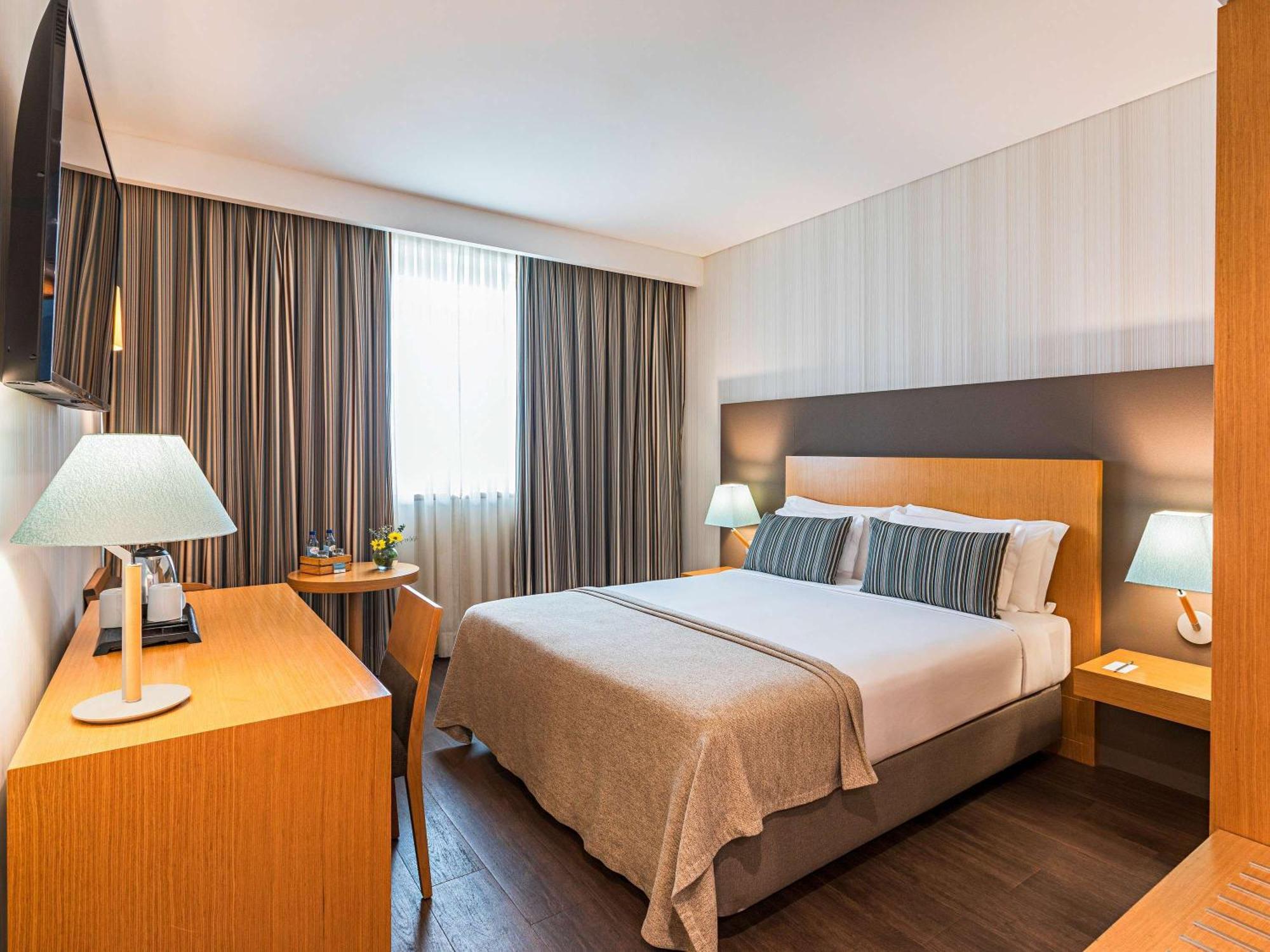 Mercure Lisboa Almada Exterior photo